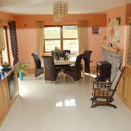 Mcdonnells Holiday Holiday home Westport